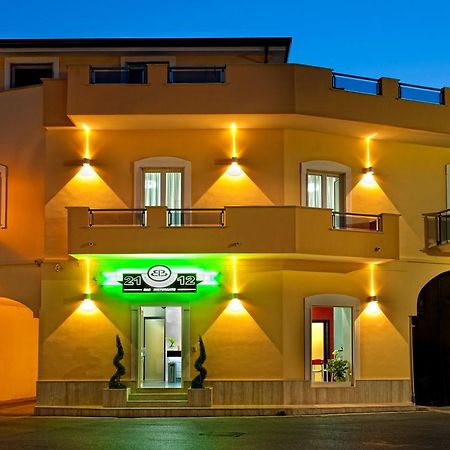 B&B 21-12 Saviano Exterior foto
